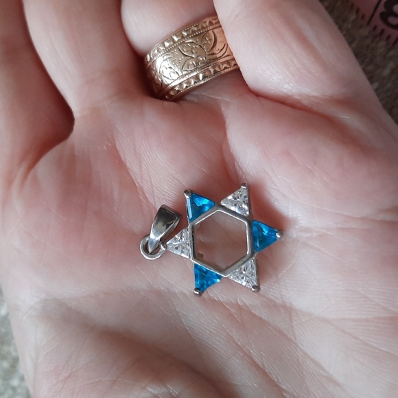 Sterling silver and stone Star of David - Picture 4 of 4